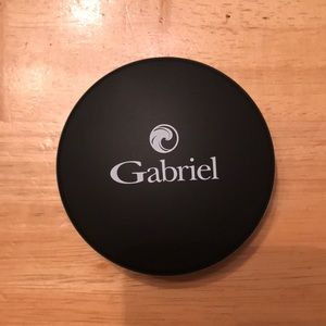 Gabriel Dual Powder Organic Foundation